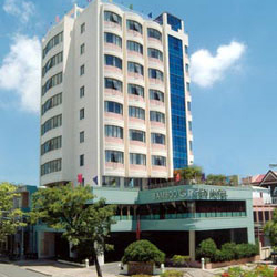 Khách sạn Tre Xanh